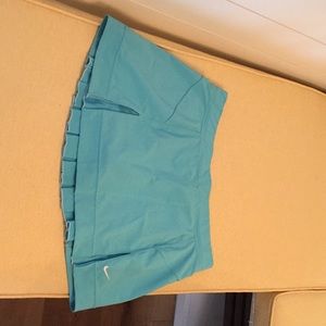 Nike Tennis Skirt size m medium FITDRY